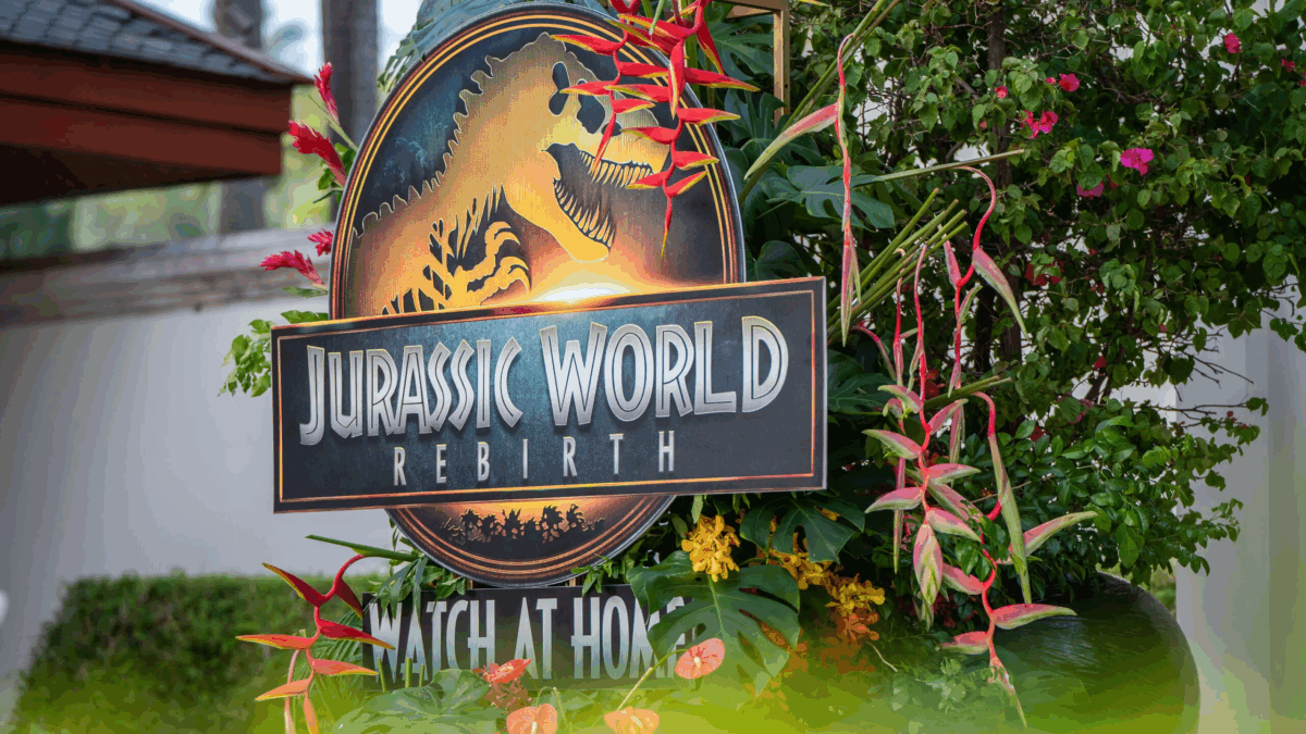 ジュラシック・ワールド：ザ・エクスペリエンス｜2025年8月からバンコク・アジアティークに恐竜テーマパークが新登場！